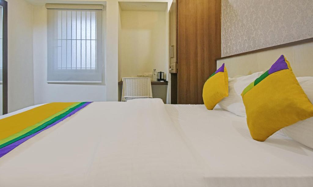 Itsy Hotels Deluxe Inn Ченнаи Экстерьер фото